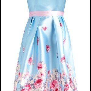 Chi chi London curves